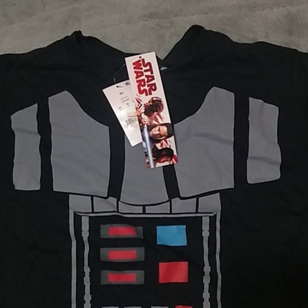 Shirt - Picture 2 of 7